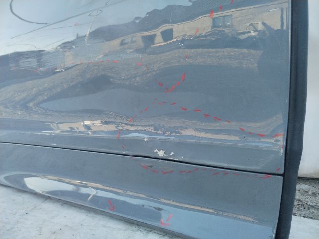 bontott PORSCHE CAYENNE Jobb hátsó Ajtó (Üres lemez)