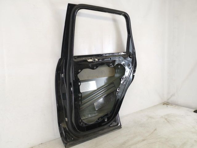 bontott PORSCHE CAYENNE Jobb hátsó Ajtó (Üres lemez)