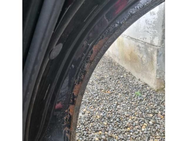 bontott PORSCHE CAYENNE Jobb hátsó Ajtó (Üres lemez)