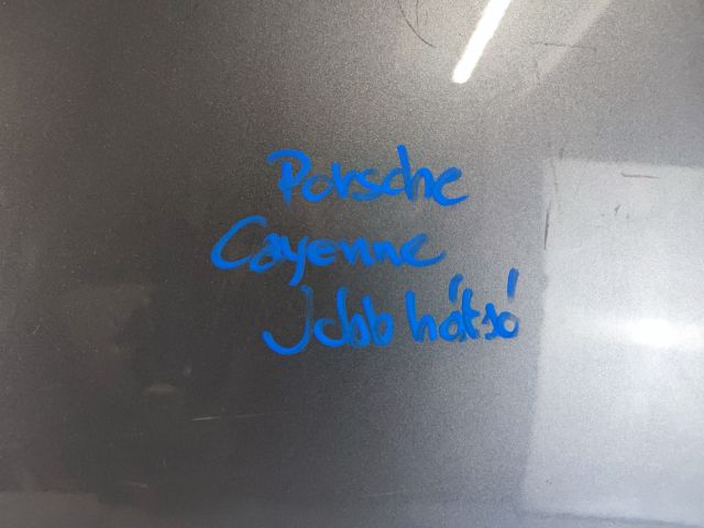 bontott PORSCHE CAYENNE Jobb hátsó Ajtó (Üres lemez)