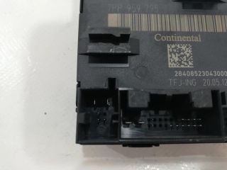 bontott PORSCHE CAYENNE Jobb hátsó Ajtó Vezérlőegység