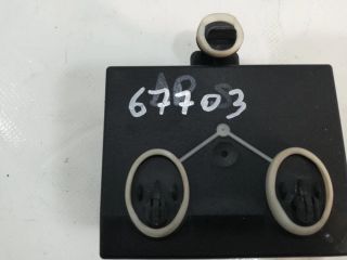 bontott PORSCHE CAYENNE Jobb hátsó Ajtó Vezérlőegység