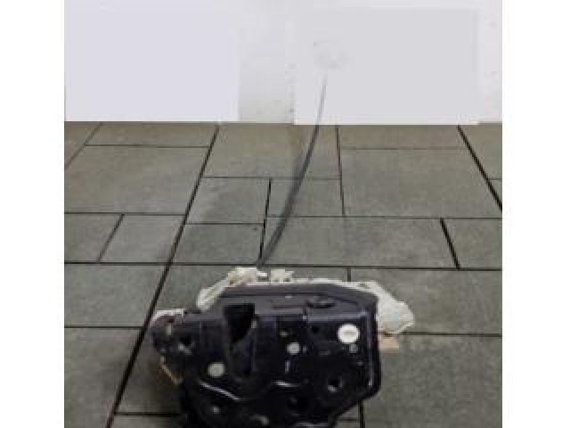 bontott PORSCHE CAYENNE Jobb hátsó Ajtózár