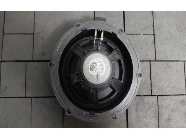 bontott PORSCHE CAYENNE Jobb hátsó Hangszóró