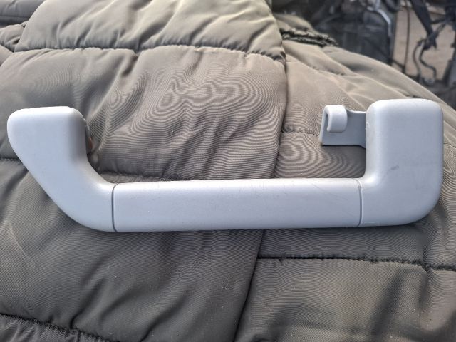 bontott PORSCHE CAYENNE Jobb hátsó Kapaszkodó (Felső)