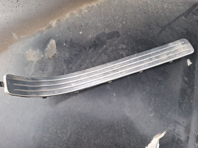 bontott PORSCHE CAYENNE Jobb hátsó Küszöb Díszléc