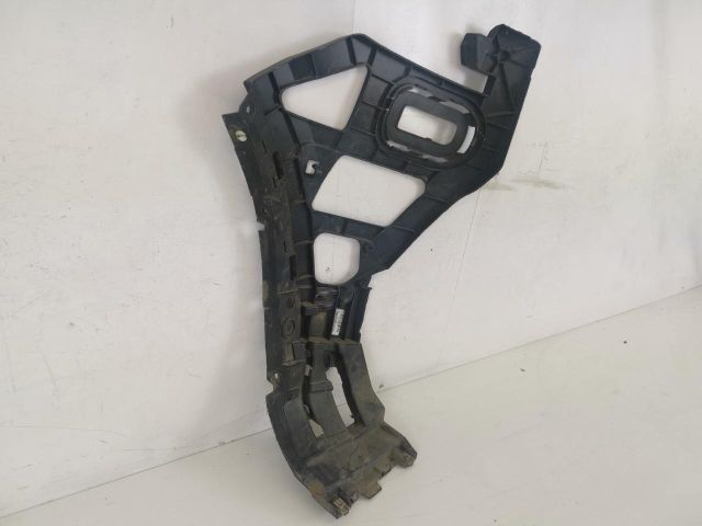 bontott PORSCHE CAYENNE Jobb hátsó Lökhárító Tartó (Műanyag)