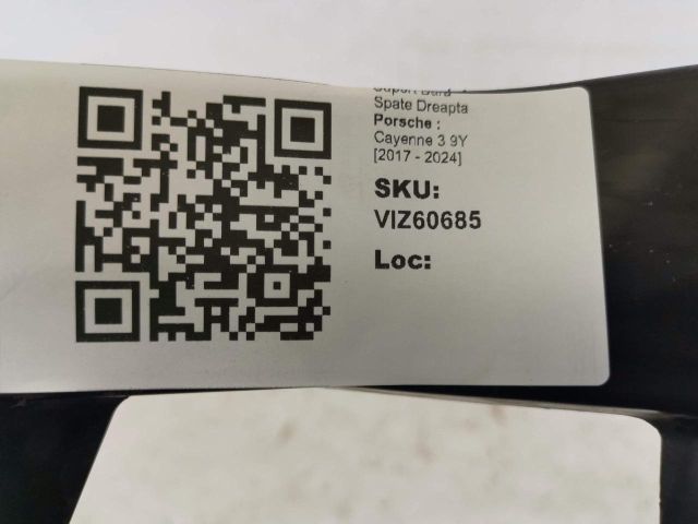 bontott PORSCHE CAYENNE Jobb hátsó Lökhárító Tartó (Műanyag)