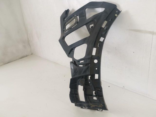 bontott PORSCHE CAYENNE Jobb hátsó Lökhárító Tartó (Műanyag)