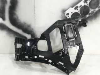 bontott PORSCHE CAYENNE Jobb hátsó Oldal Lökhárító Tartó (Műanyag)