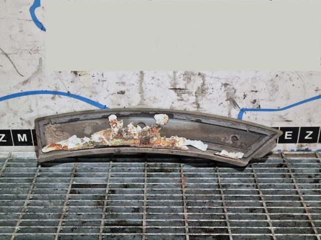 bontott PORSCHE CAYENNE Jobb hátsó Sárvédő Díszléc