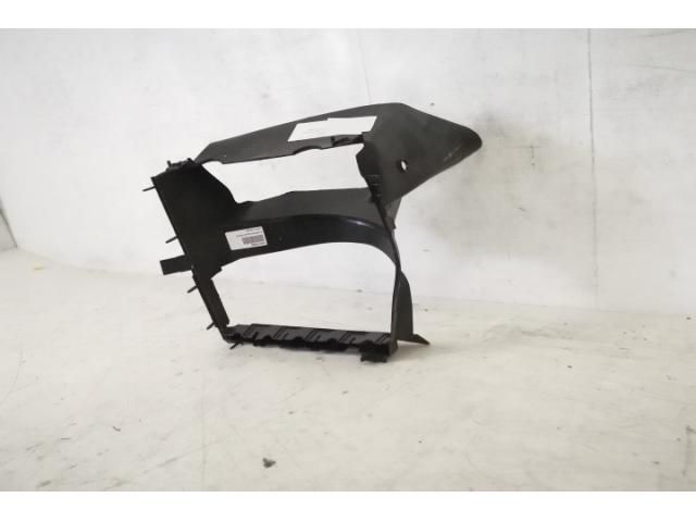 bontott PORSCHE CAYENNE Jobb Hűtő Légterelő