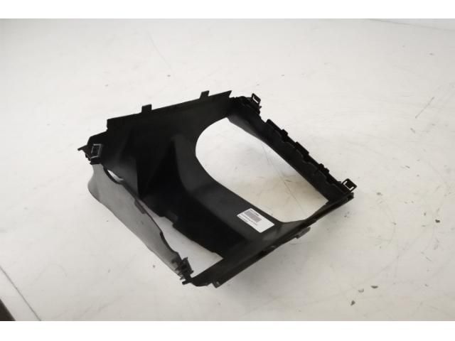 bontott PORSCHE CAYENNE Jobb Hűtő Légterelő