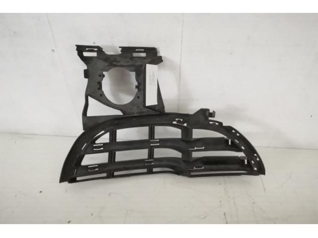 bontott PORSCHE CAYENNE Jobb Ködlámpa Rács