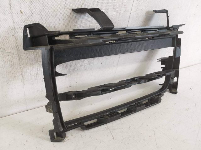 bontott PORSCHE CAYENNE Jobb Ködlámpa Rács