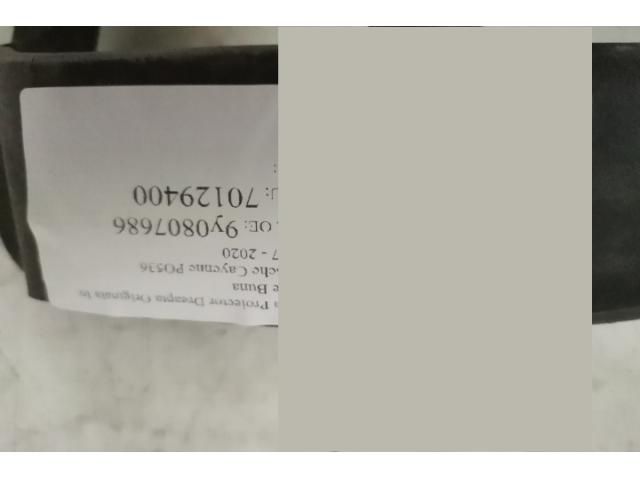 bontott PORSCHE CAYENNE Jobb Ködlámpa Rács