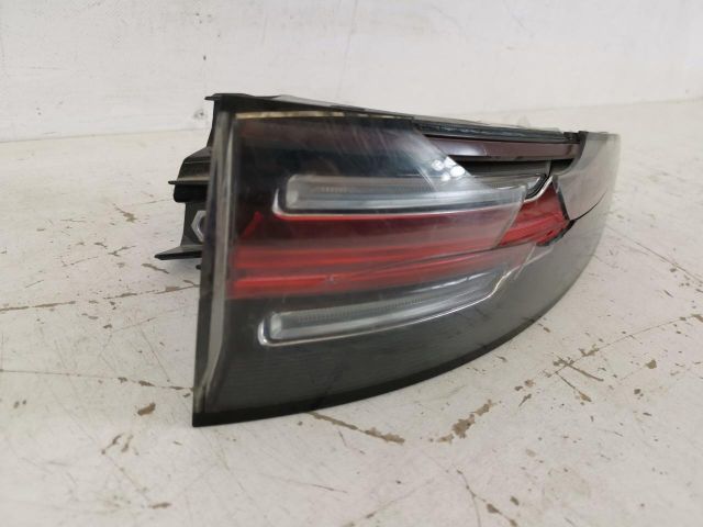 bontott PORSCHE CAYENNE Jobb Külső Hátsó Lámpa