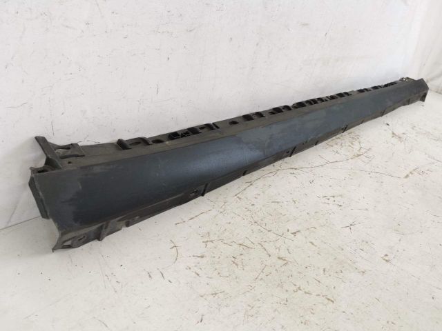 bontott PORSCHE CAYENNE Jobb Küszöb