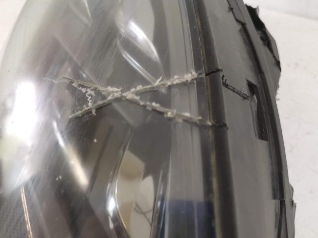 bontott PORSCHE CAYENNE Jobb Ledes Fényszóró