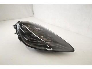 bontott PORSCHE CAYENNE Jobb Ledes Fényszóró