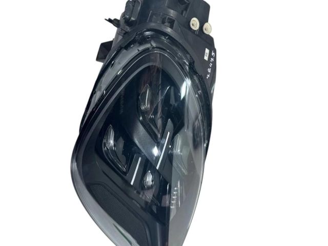 bontott PORSCHE CAYENNE Jobb Ledes Fényszóró