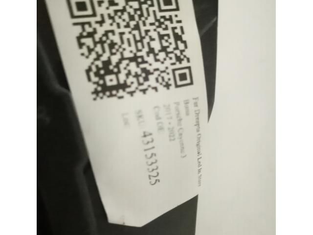 bontott PORSCHE CAYENNE Jobb Ledes Fényszóró