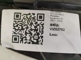 bontott PORSCHE CAYENNE Jobb Ledes Fényszóró