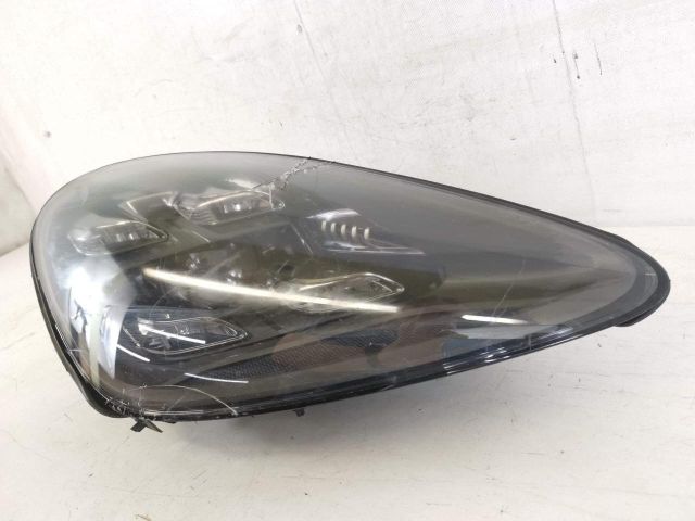 bontott PORSCHE CAYENNE Jobb Ledes Fényszóró