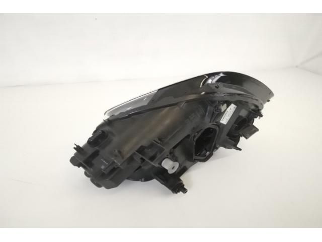 bontott PORSCHE CAYENNE Jobb Ledes Fényszóró