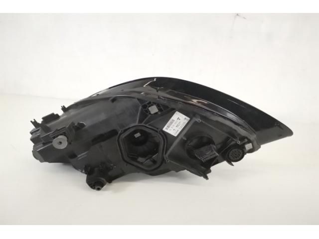 bontott PORSCHE CAYENNE Jobb Ledes Fényszóró