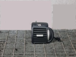 bontott PORSCHE CAYENNE Jobb Szellőző