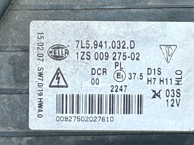 bontott PORSCHE CAYENNE Jobb Xenon Fényszóró