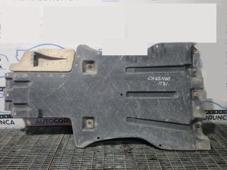 bontott PORSCHE CAYENNE Kartervédő