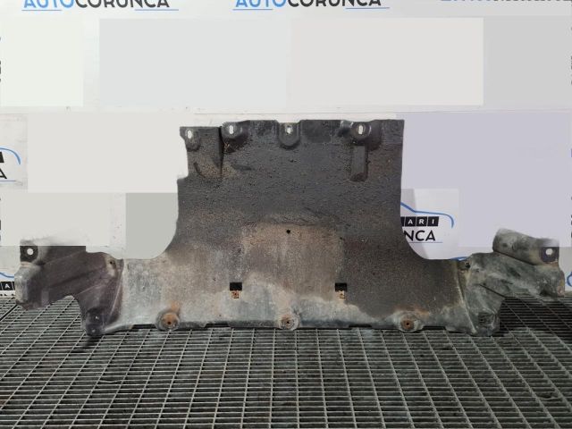 bontott PORSCHE CAYENNE Kartervédő