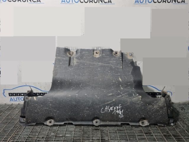 bontott PORSCHE CAYENNE Kartervédő