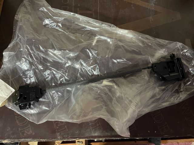 bontott PORSCHE CAYENNE Kesztyűtartó Nyitó Kar / Gomb