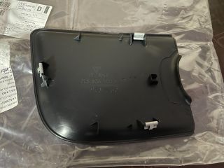 bontott PORSCHE CAYENNE Kiegyenlítőtartály Sapka