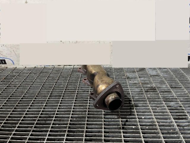 bontott PORSCHE CAYENNE Kipufogó Közösítő