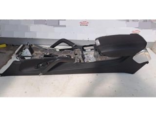 bontott PORSCHE CAYENNE Könyöklő