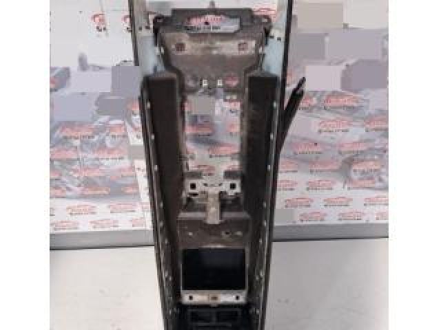 bontott PORSCHE CAYENNE Könyöklő