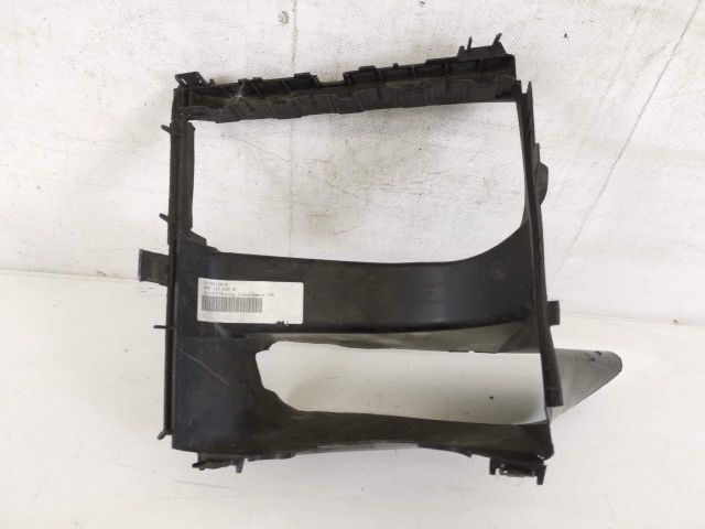 bontott PORSCHE CAYENNE Légterelő