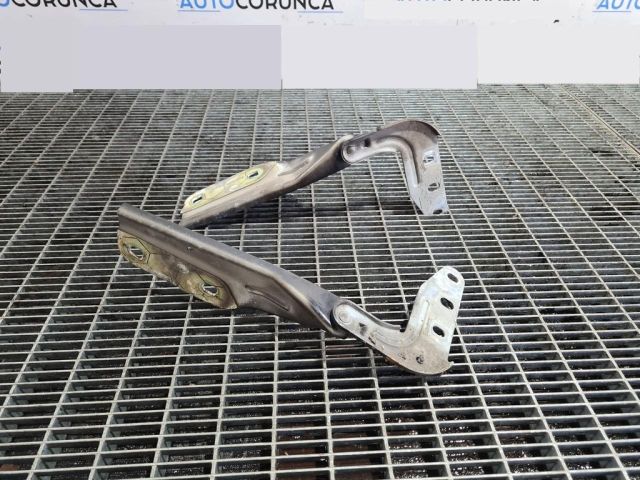 bontott PORSCHE CAYENNE Motorháztető Zsanér Pár