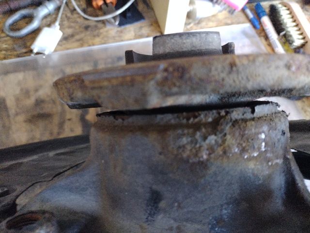 bontott PORSCHE CAYENNE Bal első Csonkállvány Kerékaggyal