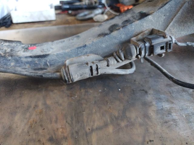 bontott PORSCHE CAYENNE Bal első Csonkállvány Kerékaggyal