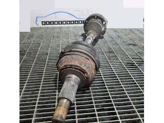 bontott PORSCHE CAYENNE Bal Féltengely