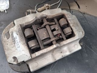 bontott PORSCHE CAYENNE Bal hátsó Féknyereg Munkahengerrel