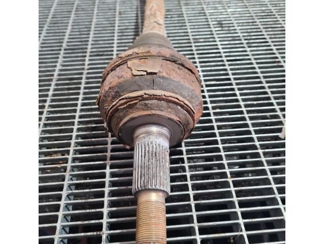 bontott PORSCHE CAYENNE Bal hátsó Féltengely