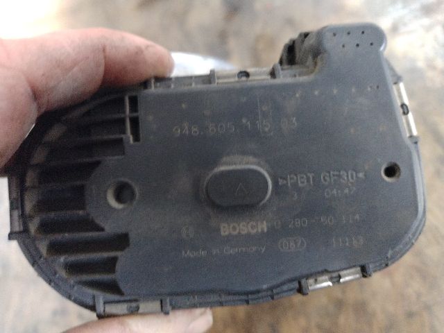 bontott PORSCHE CAYENNE Fojtószelep (Elektromos)