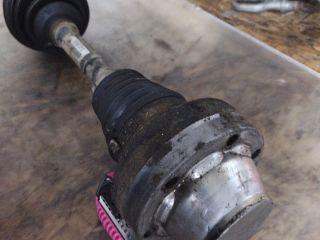 bontott PORSCHE CAYENNE Jobb Féltengely