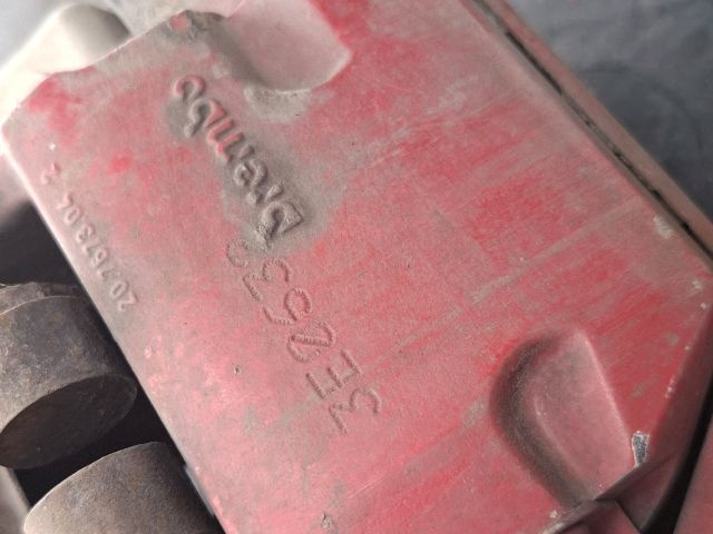 bontott PORSCHE CAYENNE Jobb hátsó Féknyereg Munkahengerrel